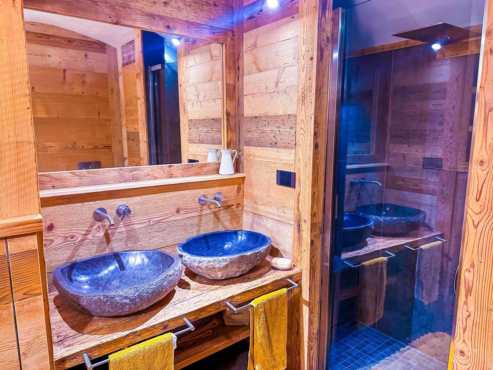 Joivy Modern Family Chalet With Stunning Mountain Views Champoluc Kültér fotó